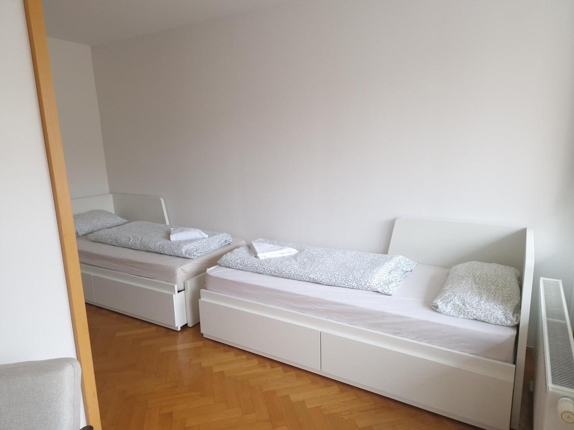 Heart Of With Free Parking Apartment *