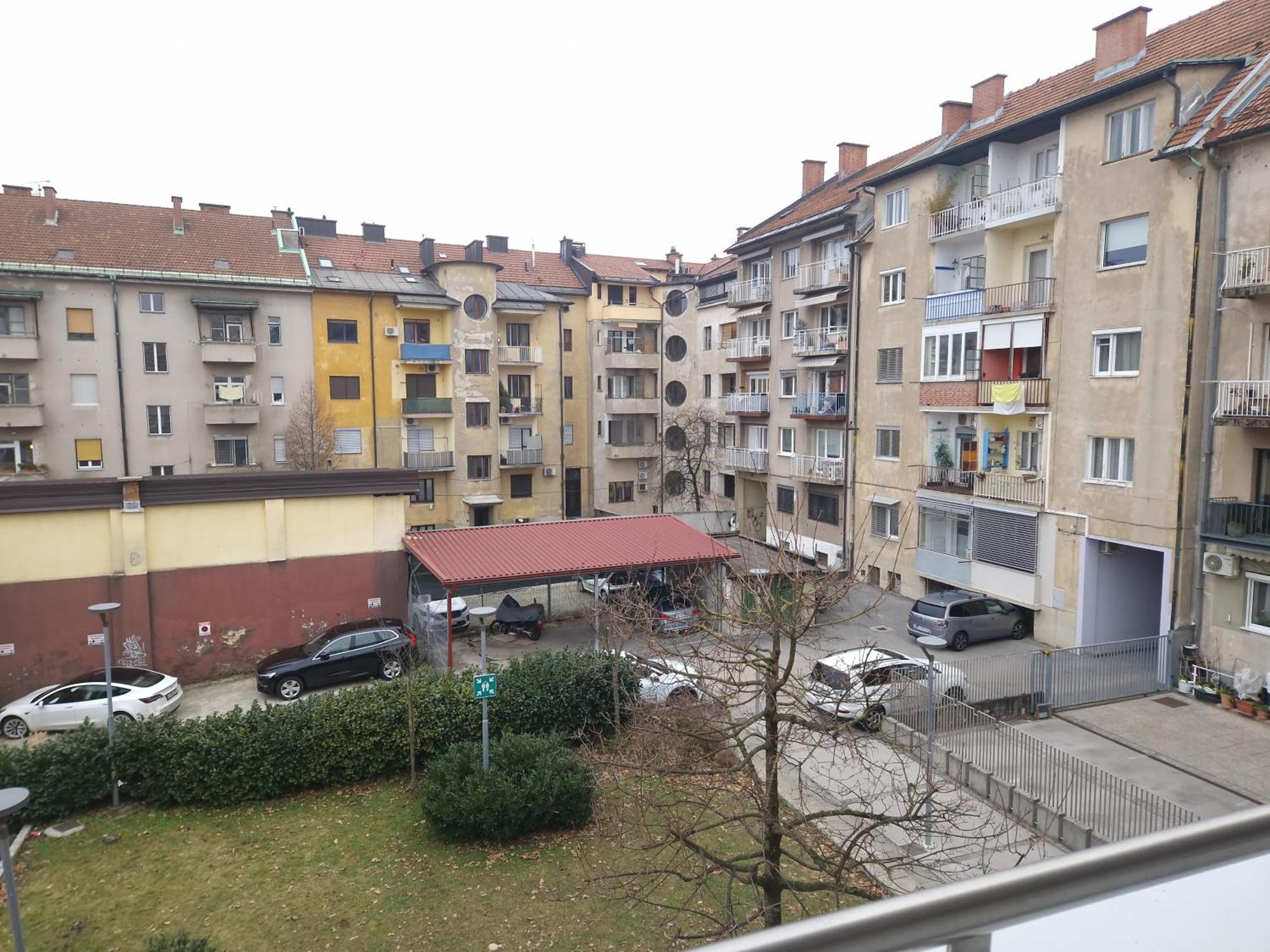 Heart Of With Free Parking Apartment *